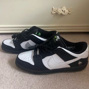 Jeff Staple x Dunk low SB